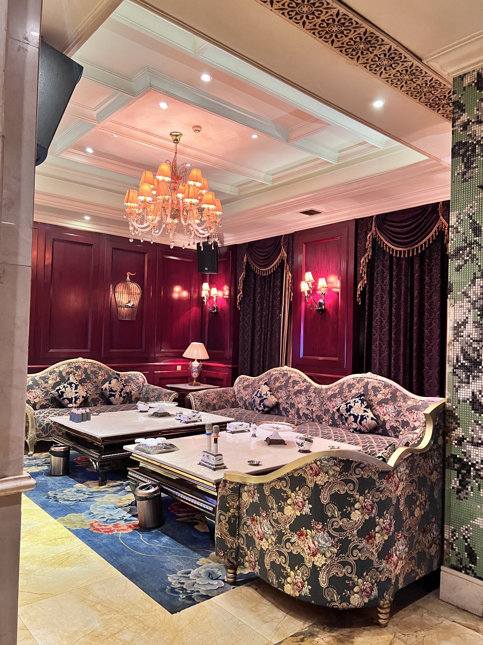 商务ktv：贵阳特色玩法-花溪区ktv预定